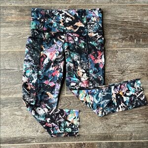 Lululemon leggings size 4 with pockets